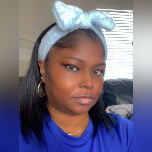 Fluffy Headband (Sold Separately) Buy Now - Picture 8 of 9